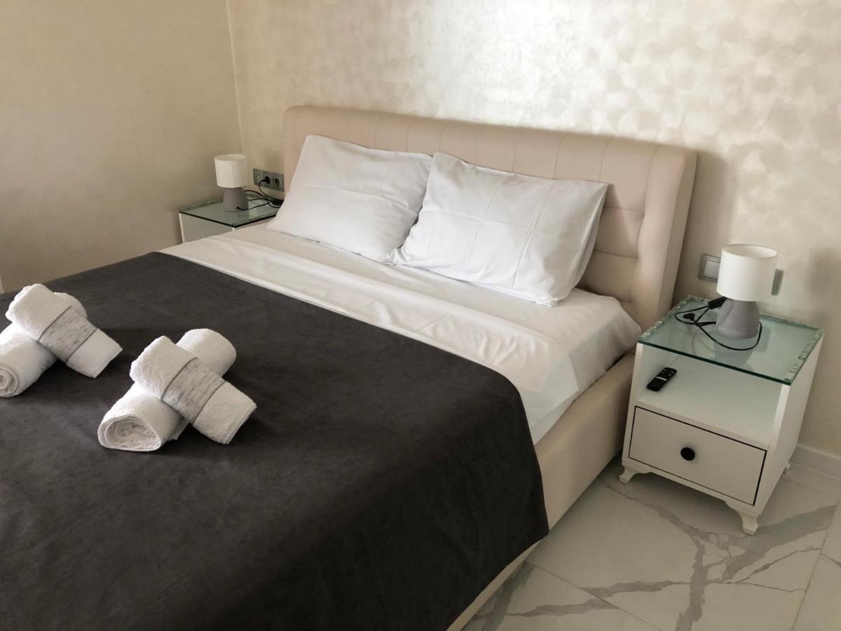 Black Sea VI Dari Apartments Batoumi Extérieur photo
